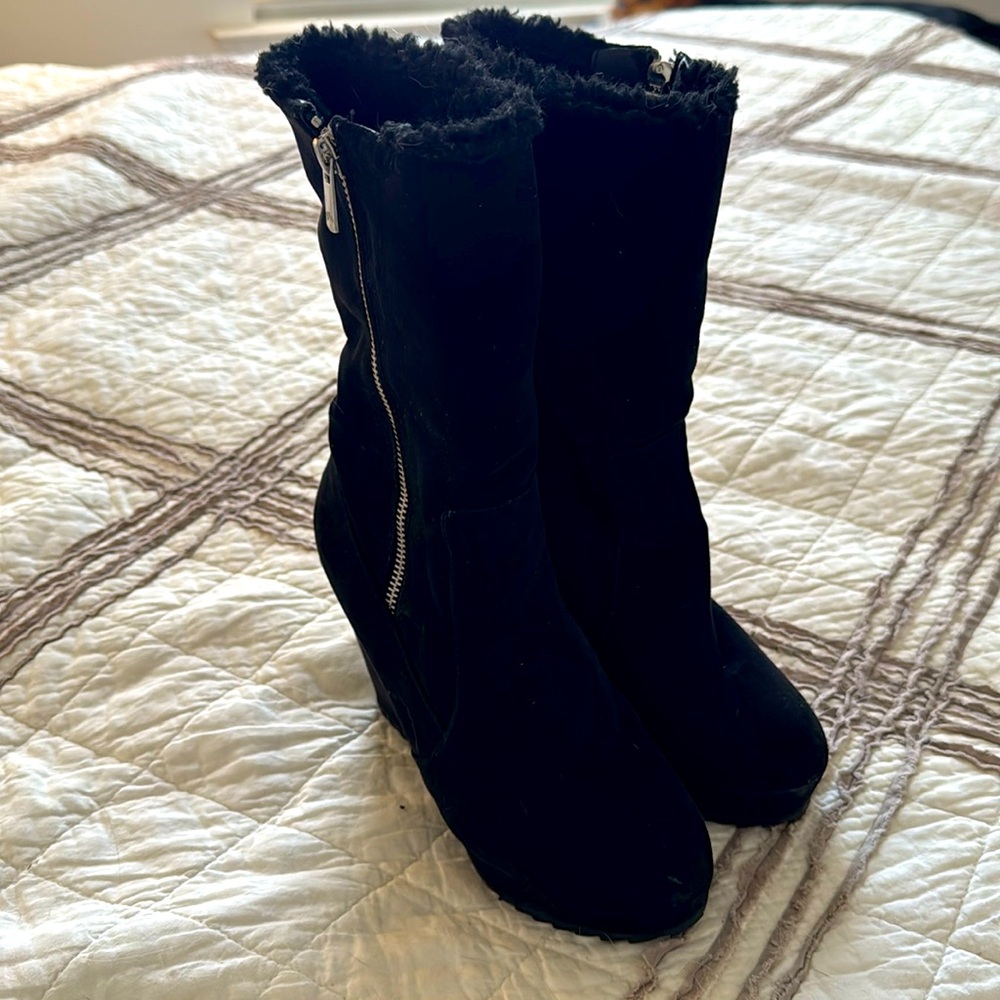 Juicy Couture wedge booties - Picture 3 of 7